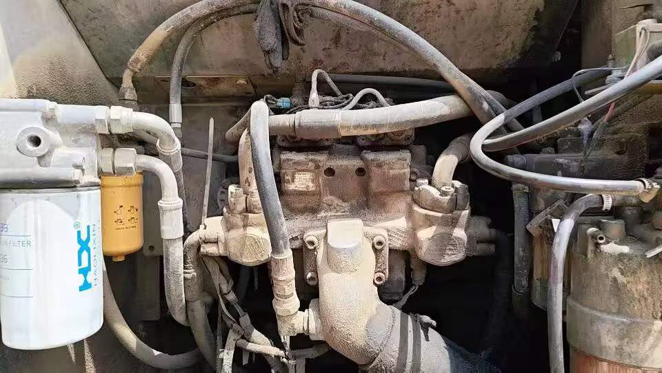 Buy Hitachi EX210-5 Used Excavator / 4