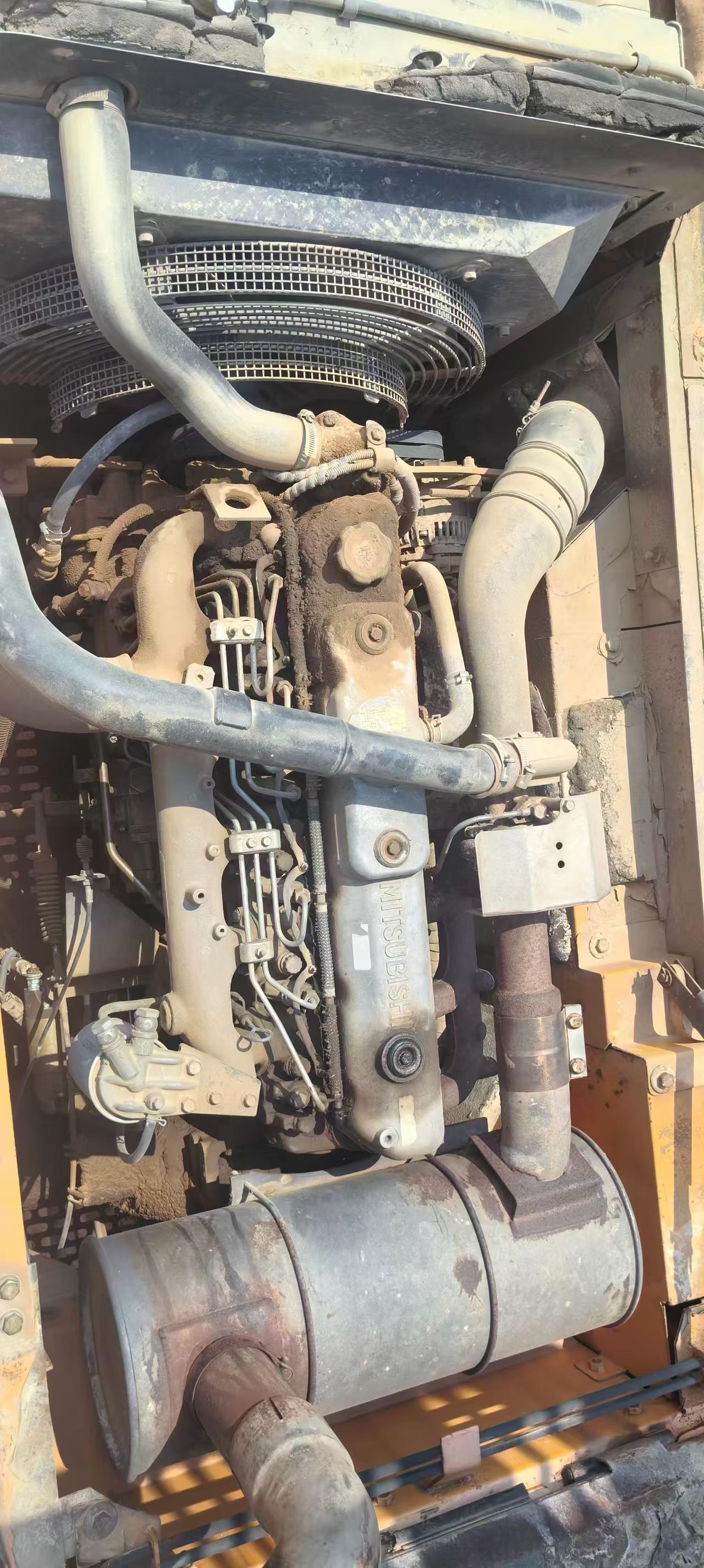 Buy Sany SY215C-8 Used Excavator / 5 Buy Sany SY215C-8 Used Excavator / 5