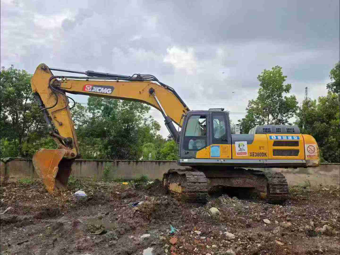 Buy XCMG XE380K Used Excavator / 1