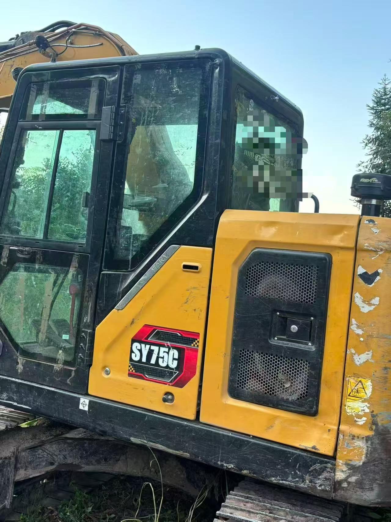 Buy Sany SY75 Used Excavator / 2