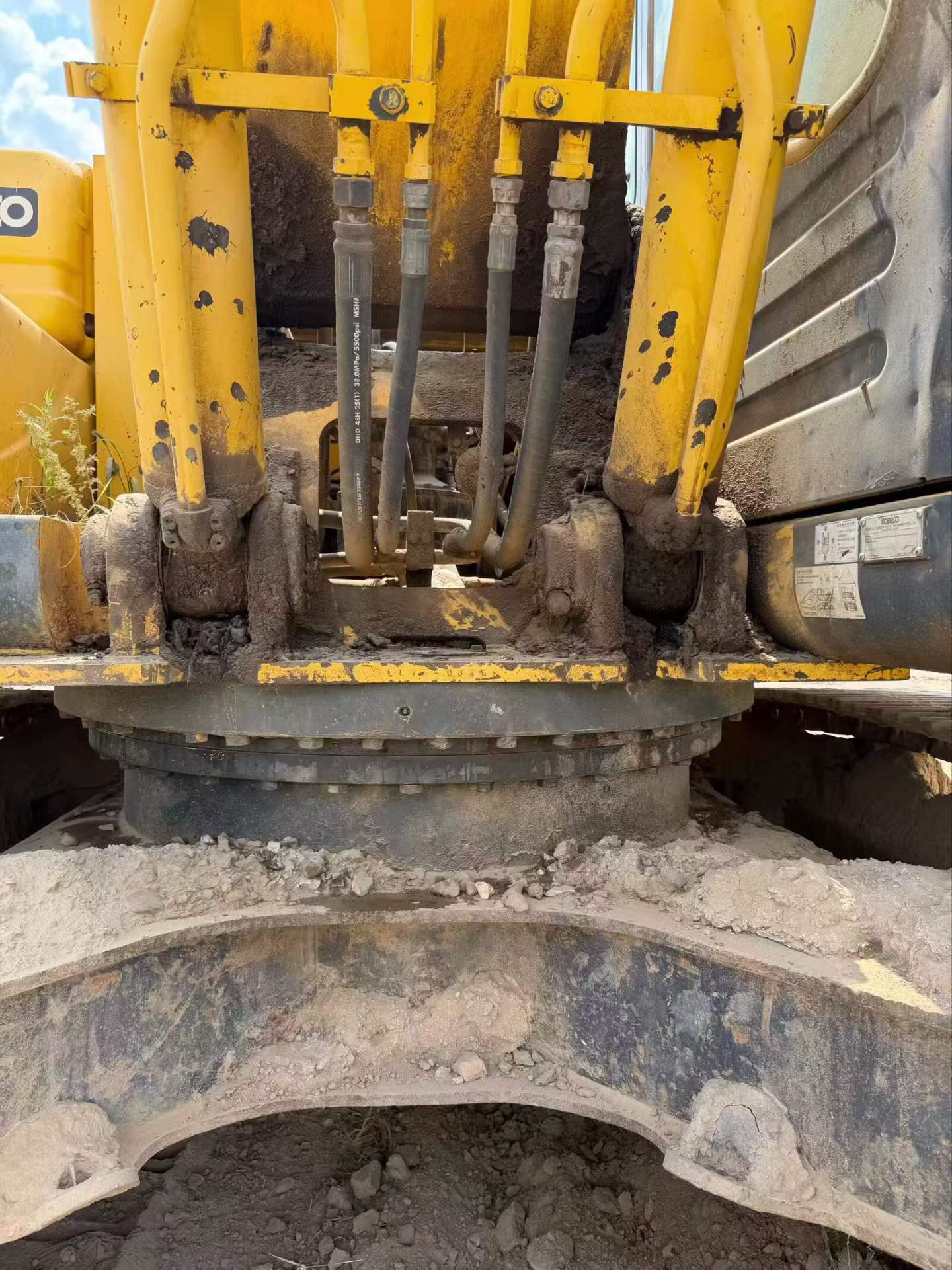 Buy Kobelco SK260 Used Excavator / 3 Buy Kobelco SK260 Used Excavator / 3