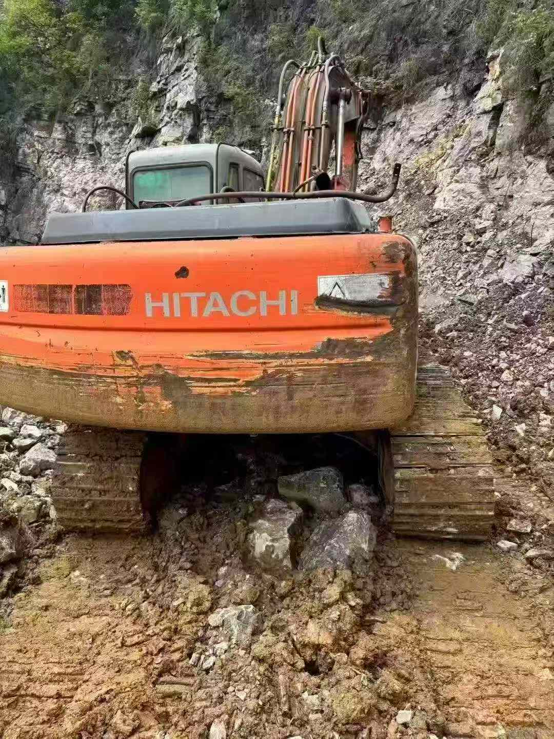 Buy Hitachi EX200 Used Excavator / 4