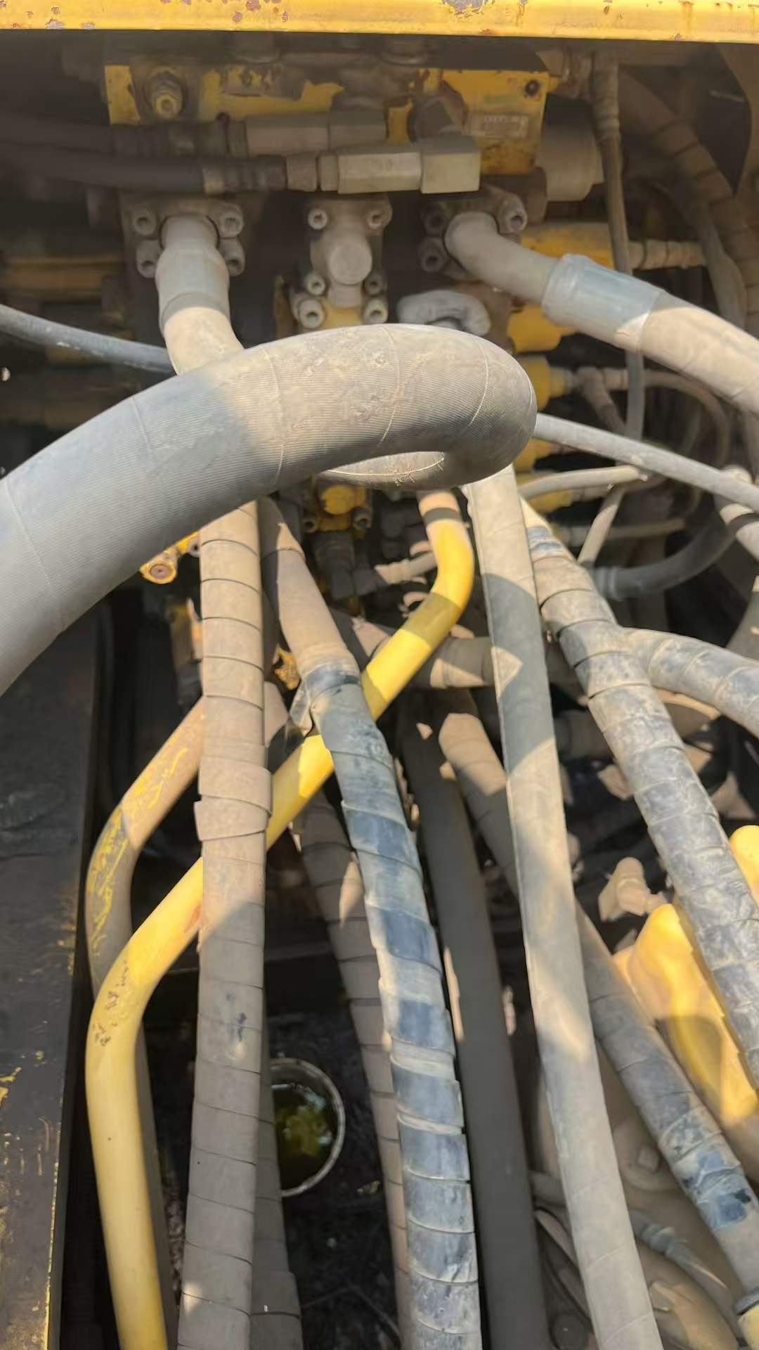 Buy Komatsu PC200-8 Used Excavator / 7
