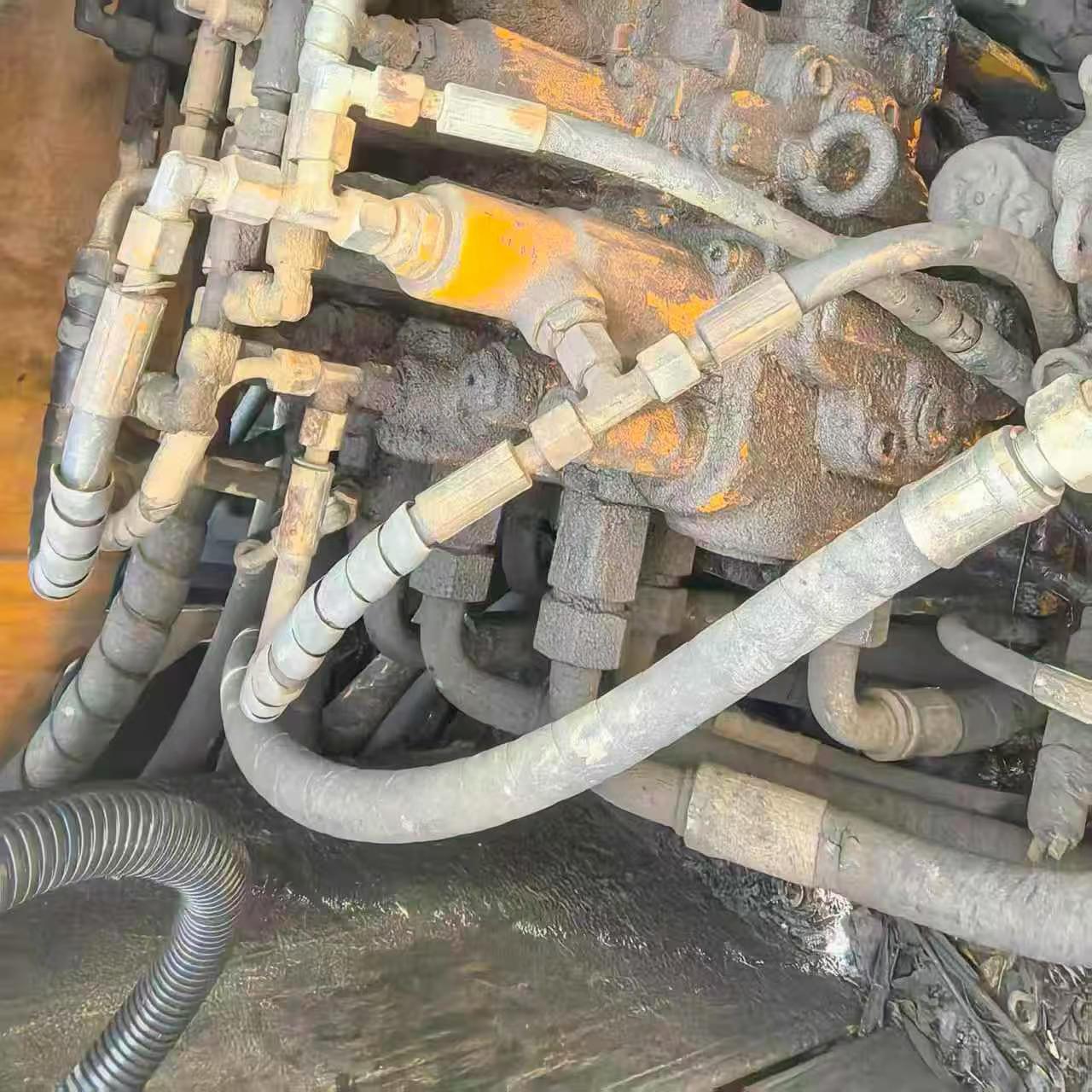 Buy Sany SY135-8S Used Excavator / 6 Buy Sany SY135-8S Used Excavator / 6