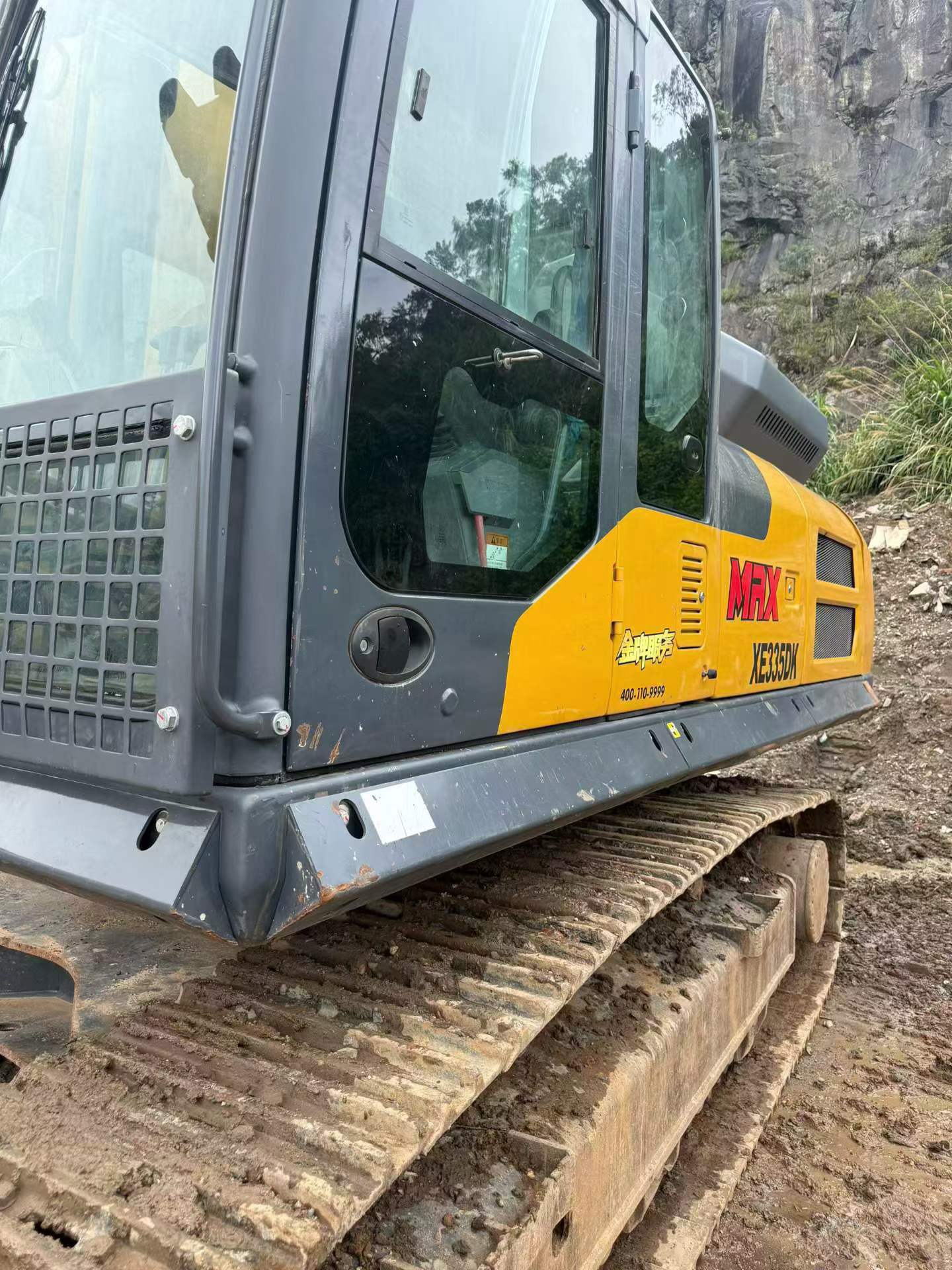 Buy XCMG XE335DK Used Excavator / 1