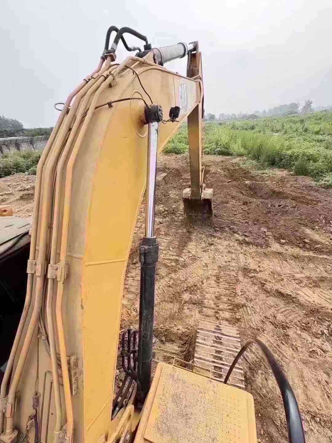 Buy Caterpillar 320A Used Excavator / 7