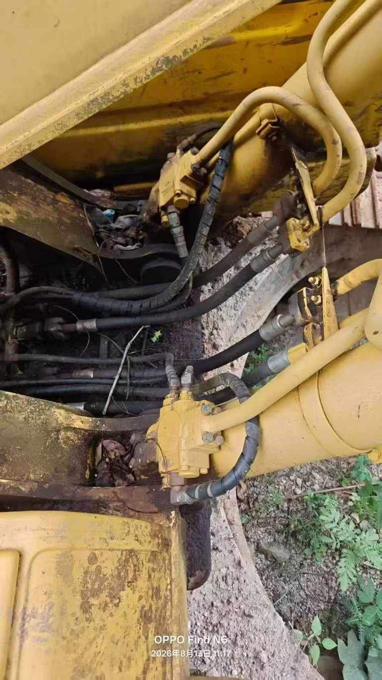 Buy Komatsu PC200-8N1 Used Excavator / 3