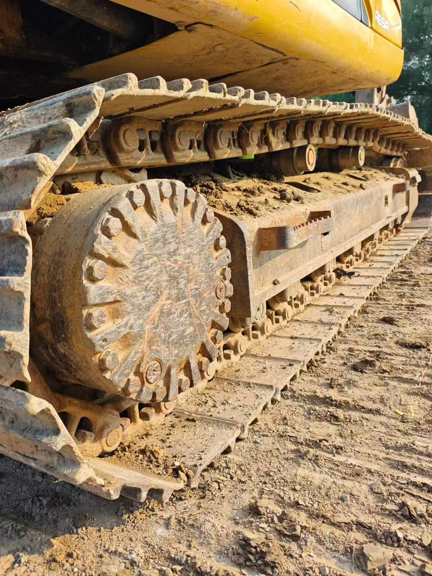 Buy Caterpillar 320D Used Excavator / 5