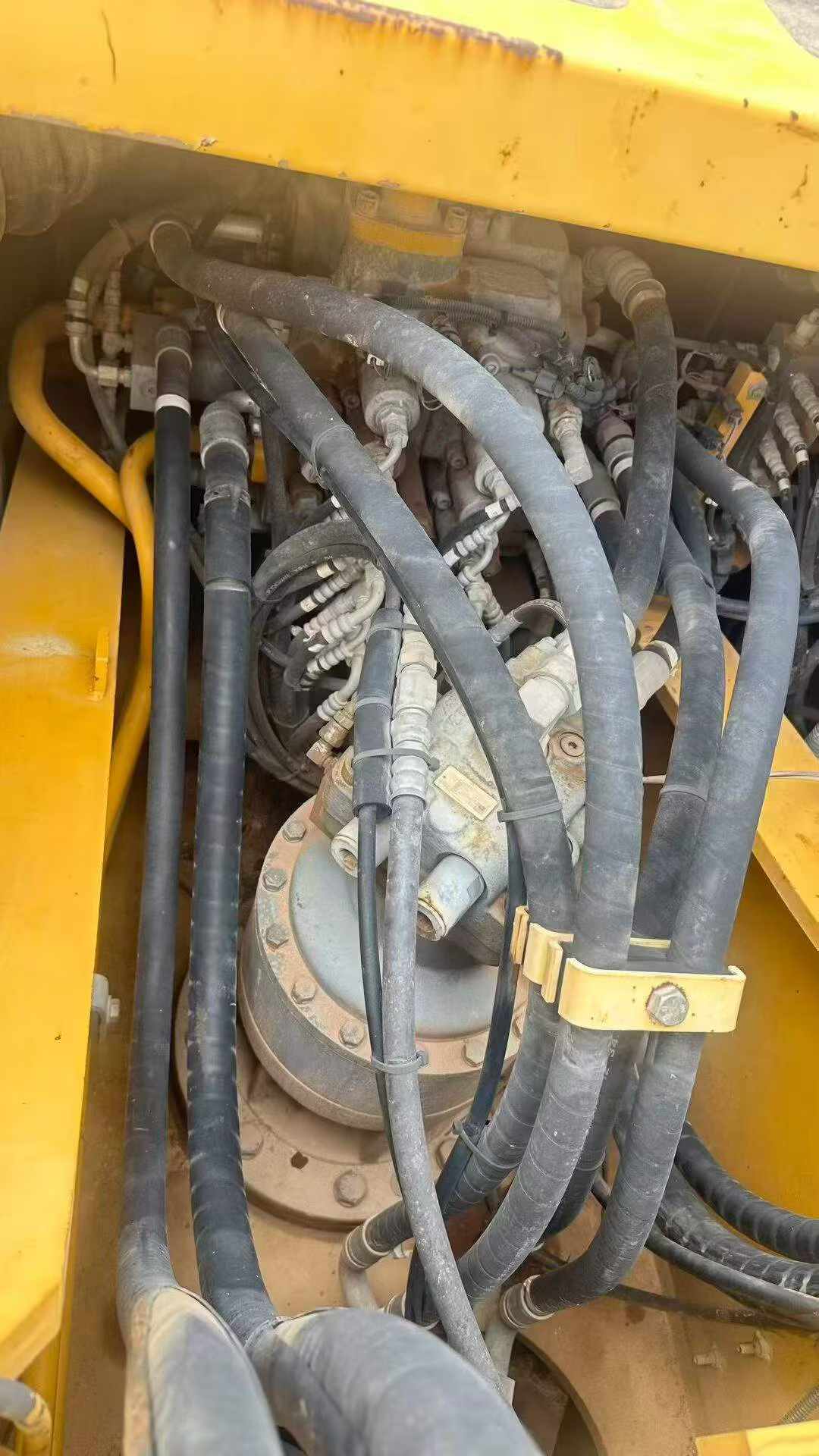 Buy Kato HD820-6 Used Excavator / 7