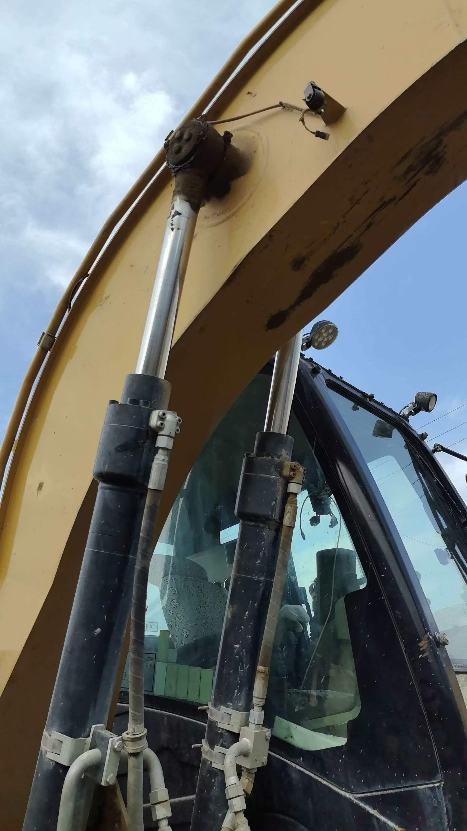 Buy Caterpillar M315D2 Used Excavator / 4