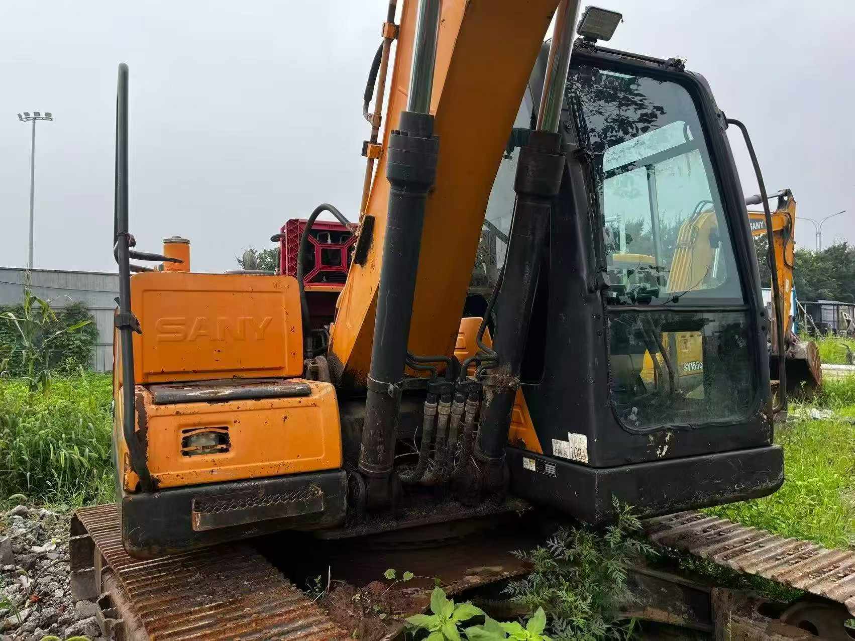Buy Sany SY135 Used Excavator / 5