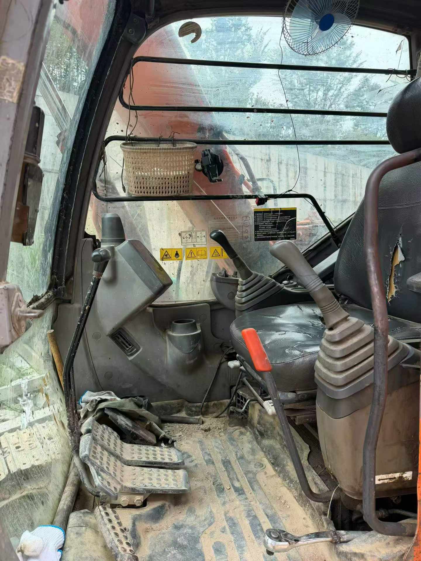 Buy Hitachi EX70 Used Excavator / 9