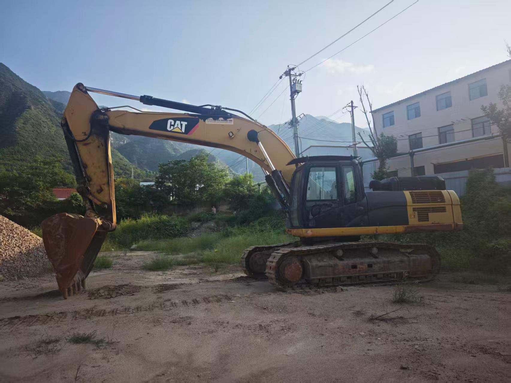 Buy Caterpillar 336E Used Excavator / 1