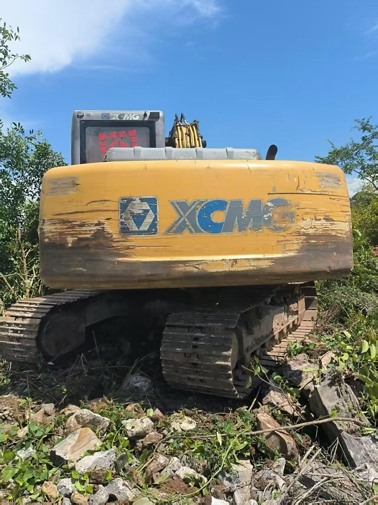Buy XCMG XE150 Used Excavator / 2