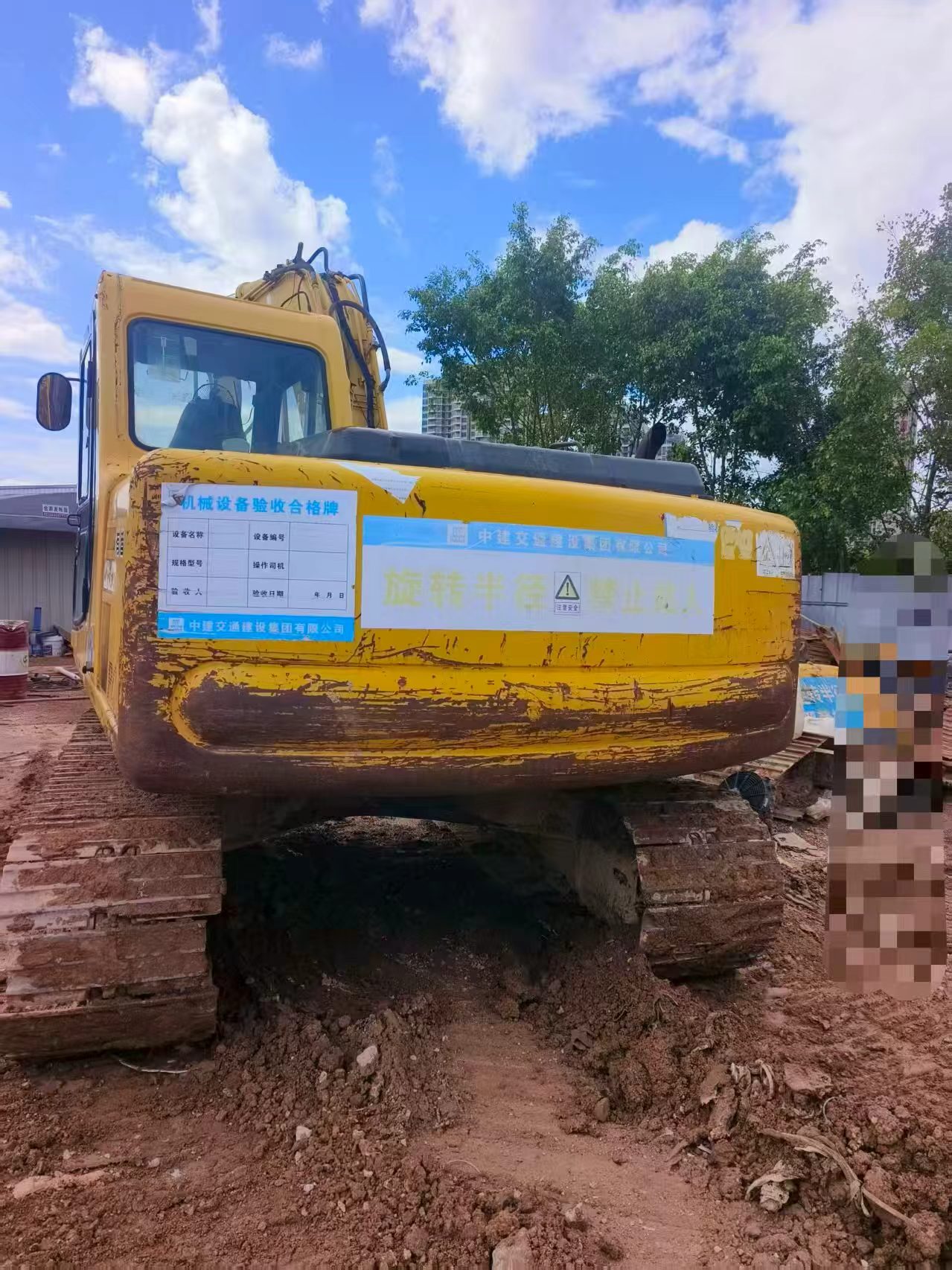 Buy Komatsu PC120-6 Used Excavator / 2 Buy Komatsu PC120-6 Used Excavator / 2