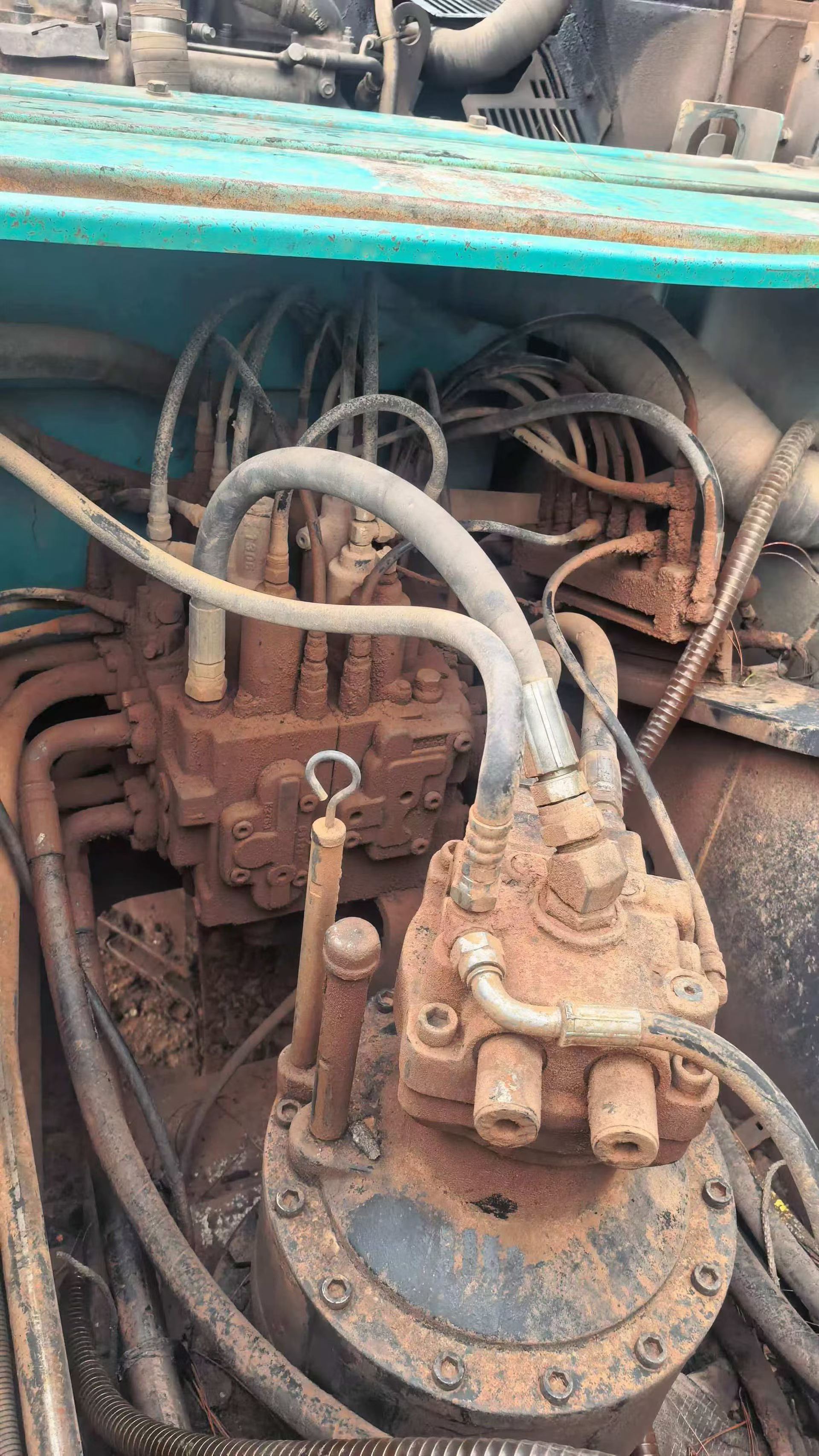Buy Kobelco SK270D Used Excavator / 5 Buy Kobelco SK270D Used Excavator / 5