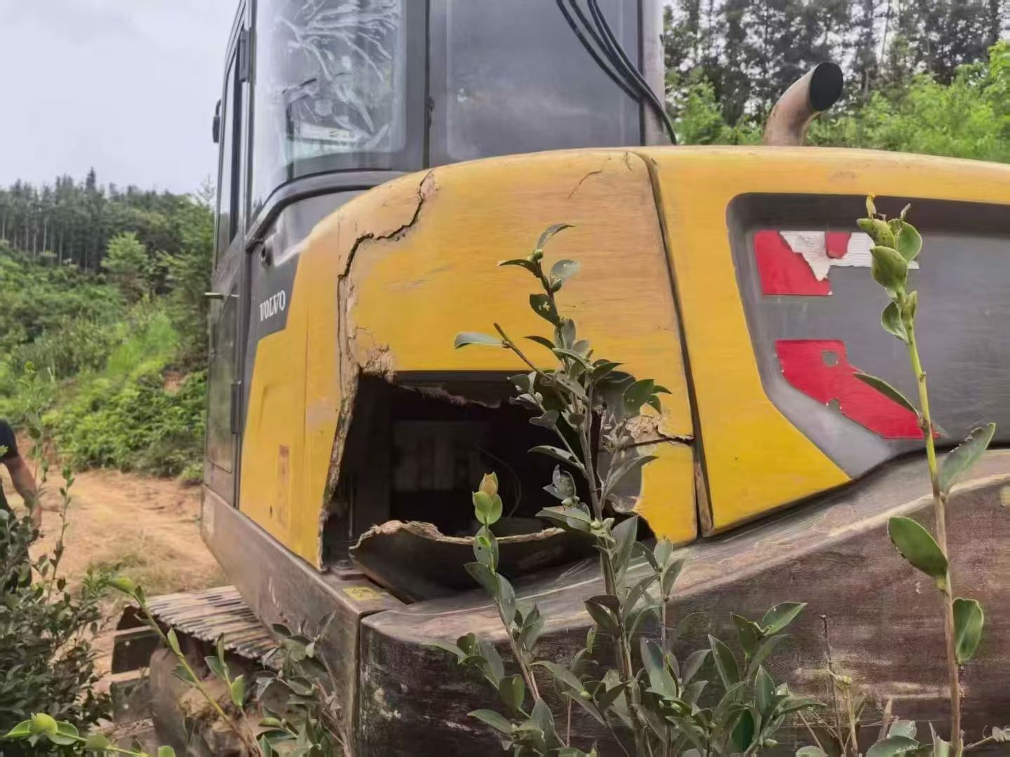 Buy Volvo EC75D Used Excavator / 1