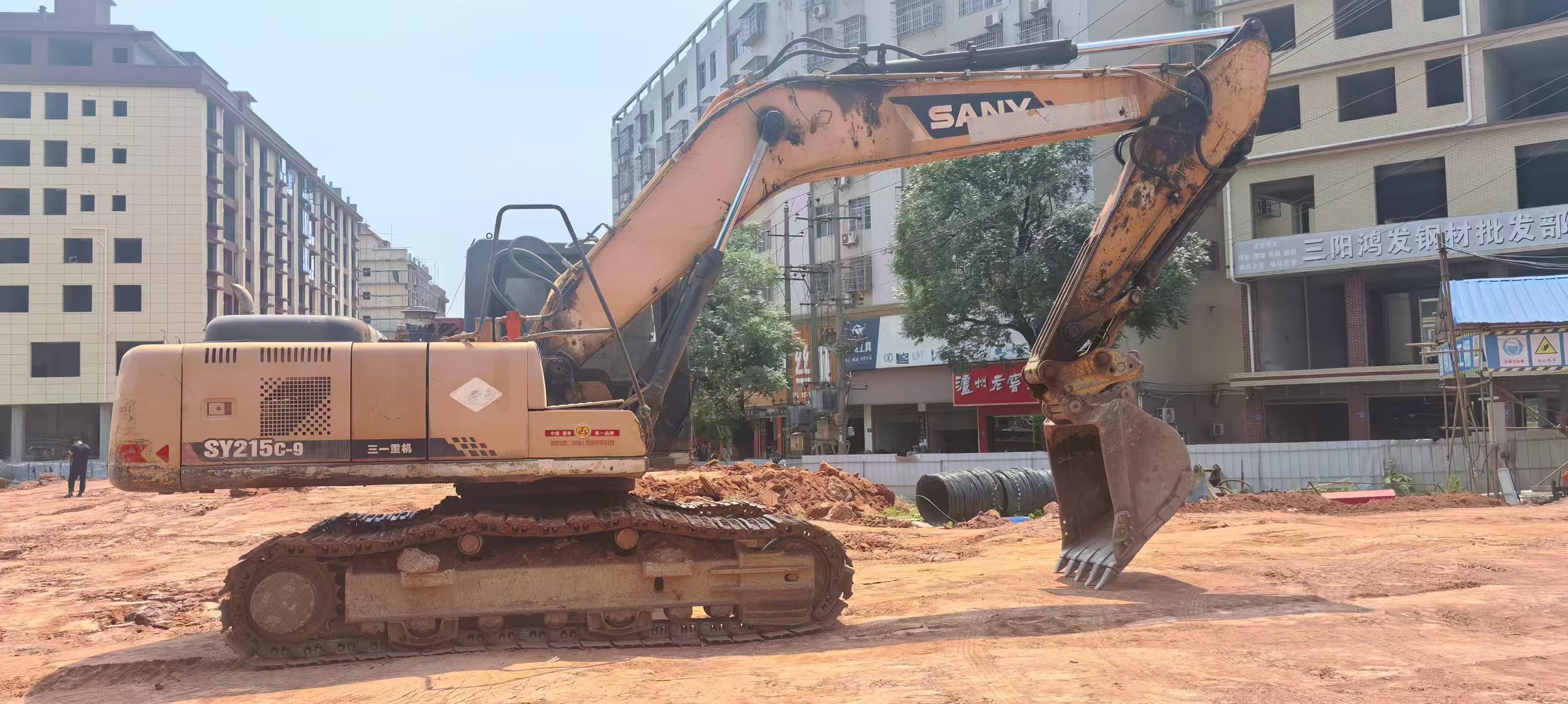 Buy Sany SY215C-8 Used Excavator / 3 Buy Sany SY215C-8 Used Excavator / 3