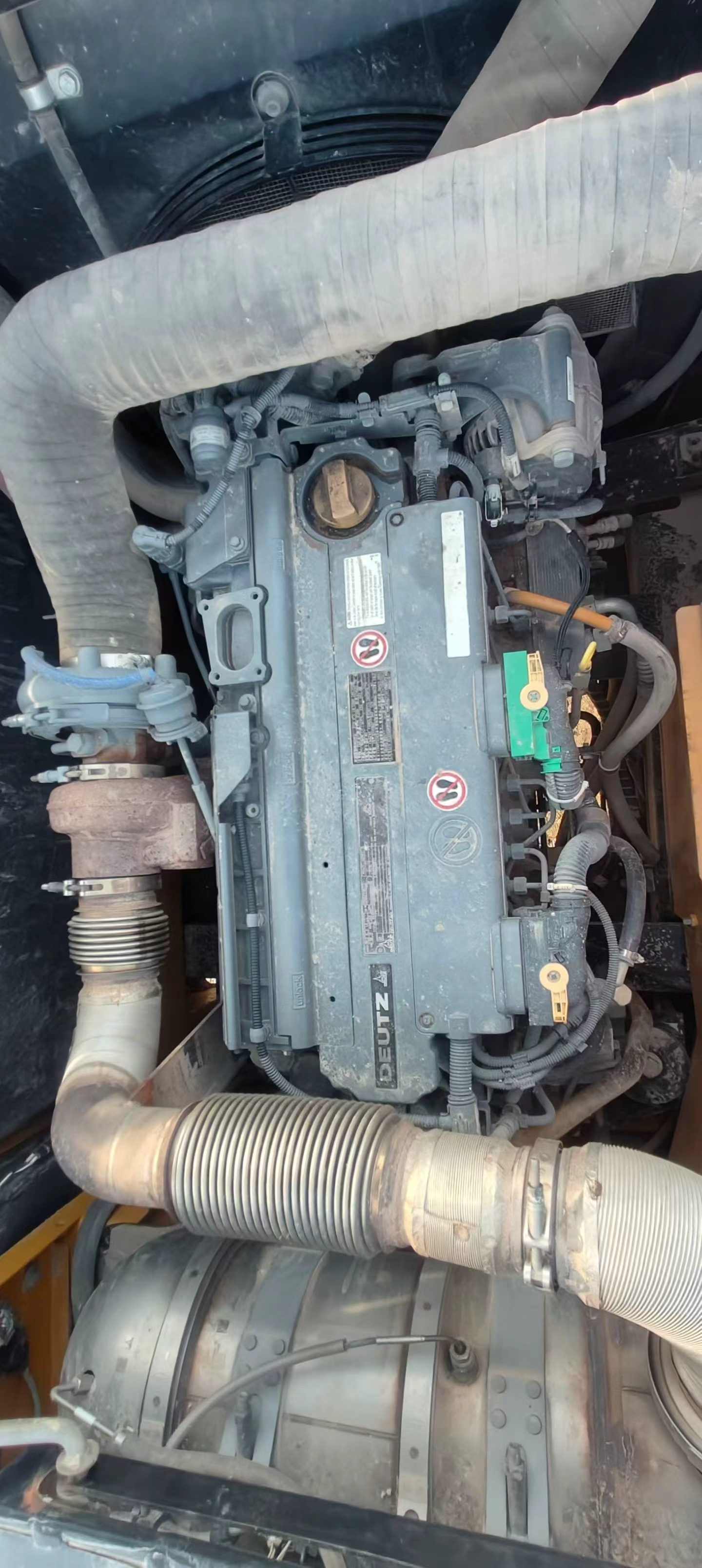Buy Sany SY245H Used Excavator / 5 Buy Sany SY245H Used Excavator / 5