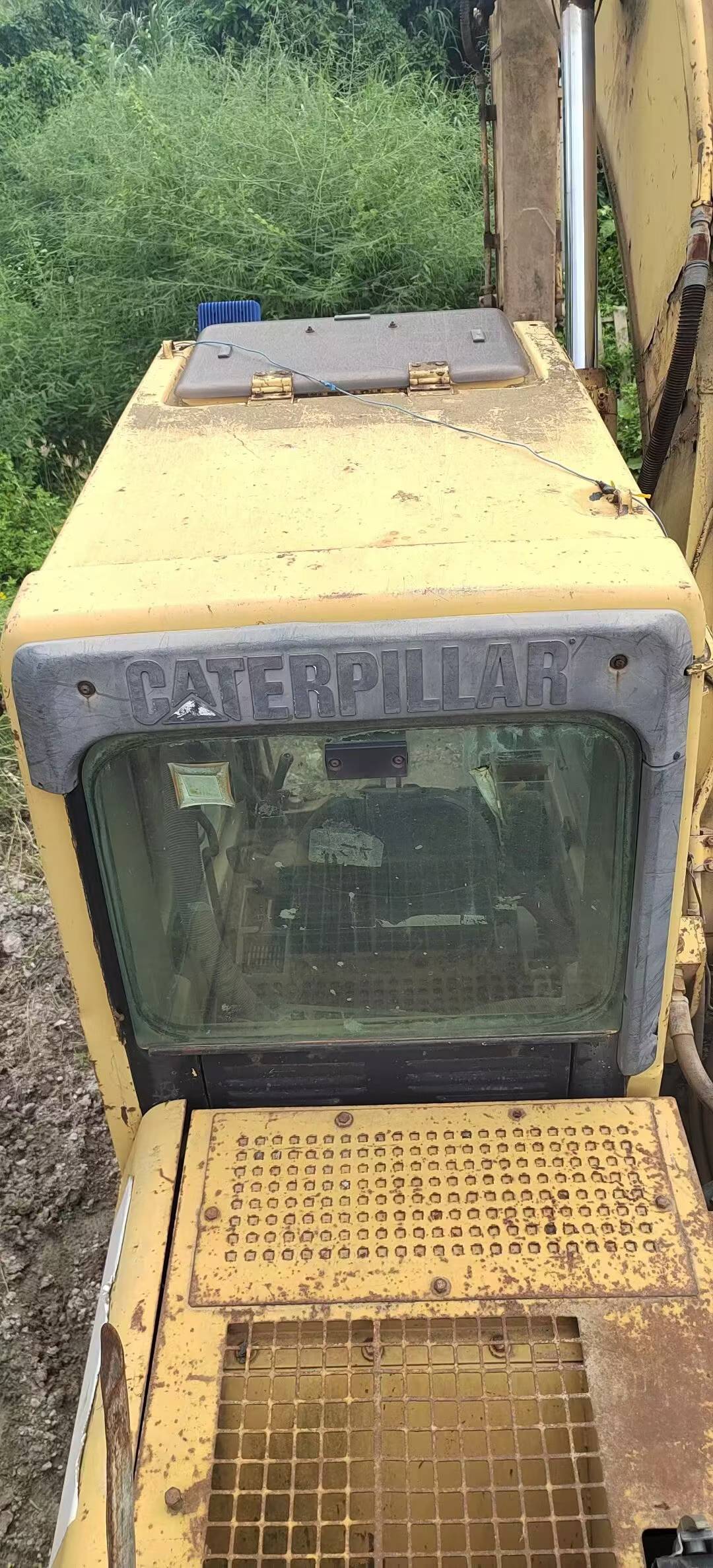 Buy Caterpillar 320BL Used Excavator / 5