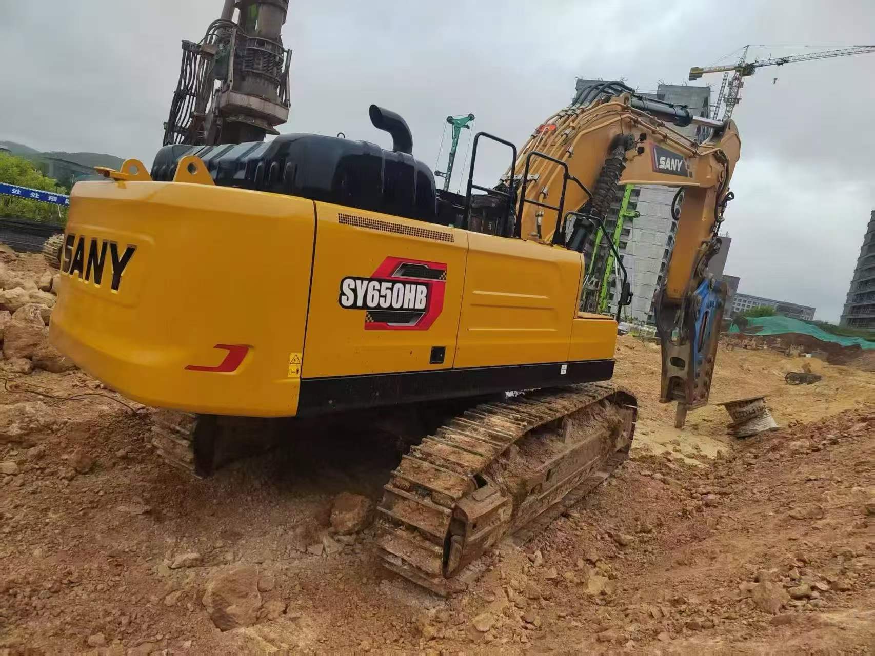 Buy Sany SY650H Used Excavator / 2