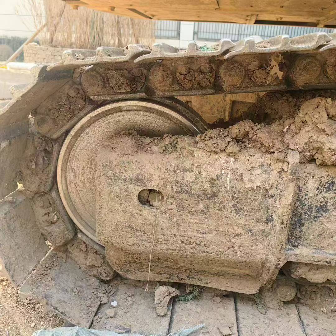 Buy Komatsu PC200 Used Excavator / 8
