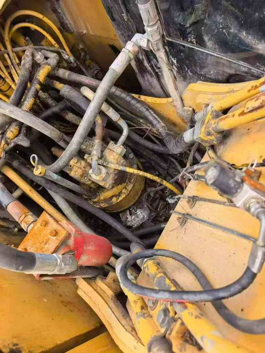 Buy Caterpillar 323DL Used Excavator / 1