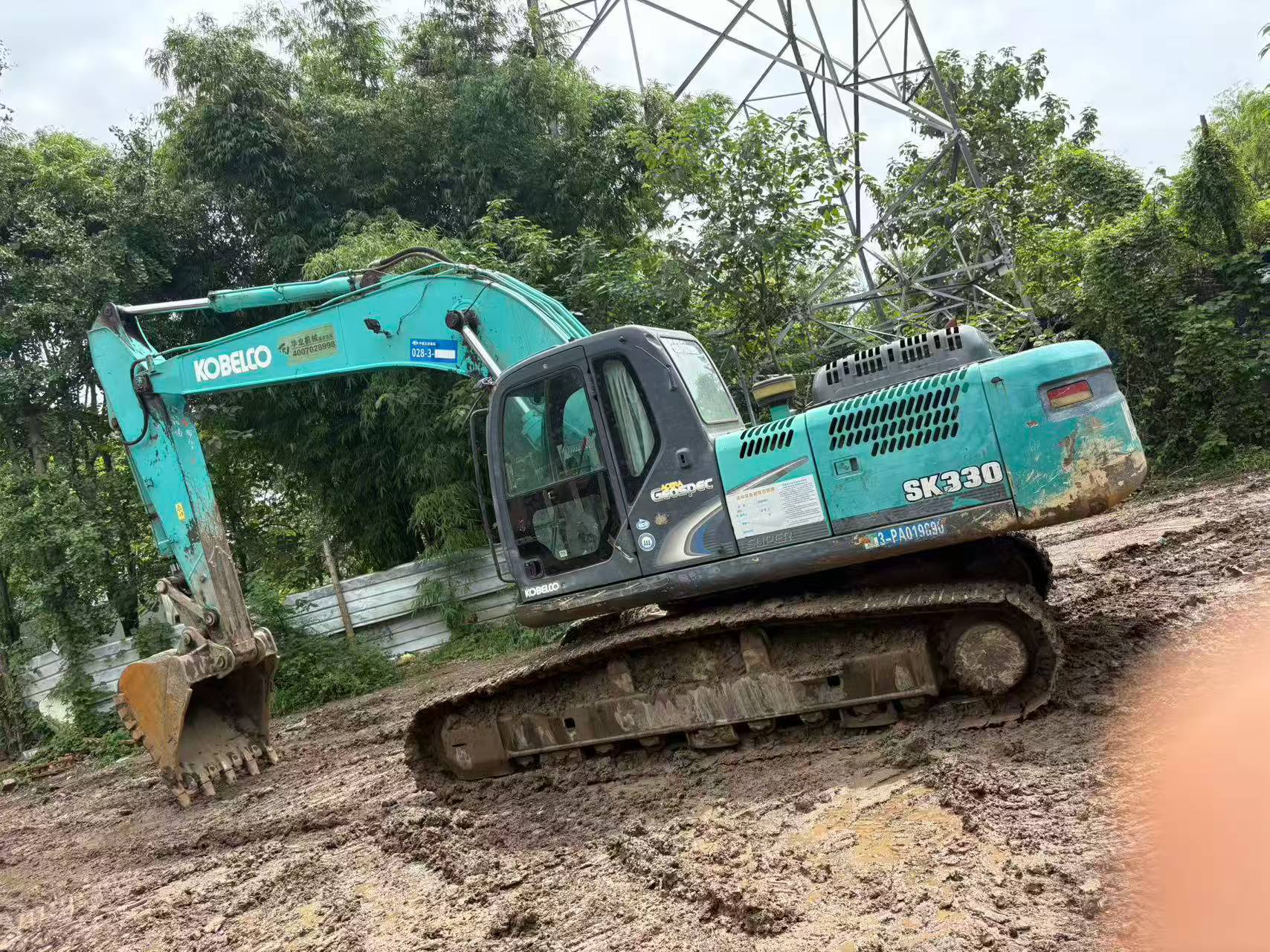 Buy Kobelco SK260 Used Excavator / 1