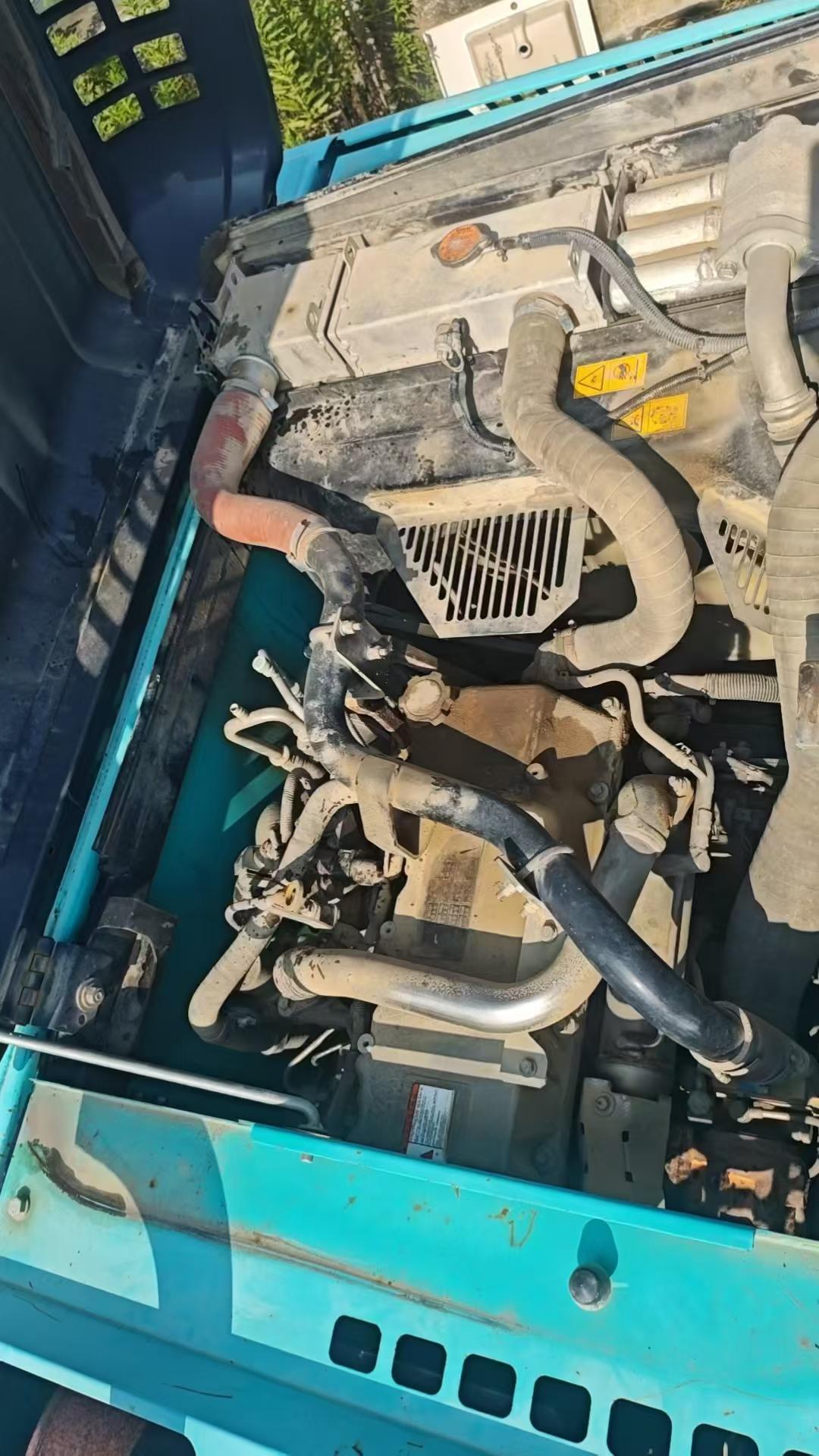 Buy Kobelco SK270D Used Excavator / 4 Buy Kobelco SK270D Used Excavator / 4