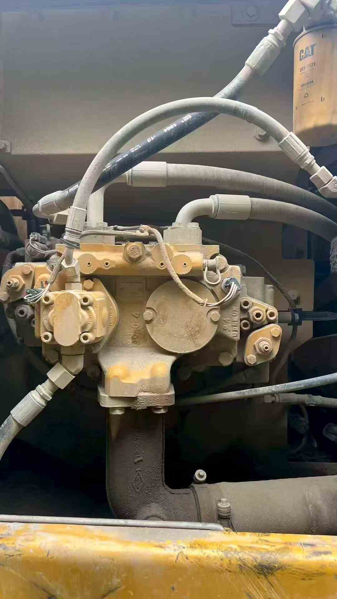 Buy Caterpillar 323D2L Used Excavator / 3