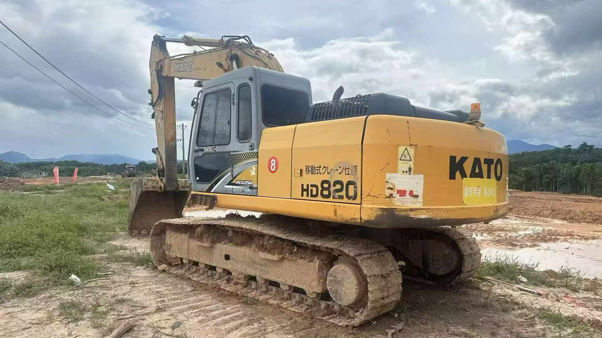 Buy Kato HD820-6 Used Excavator / 3