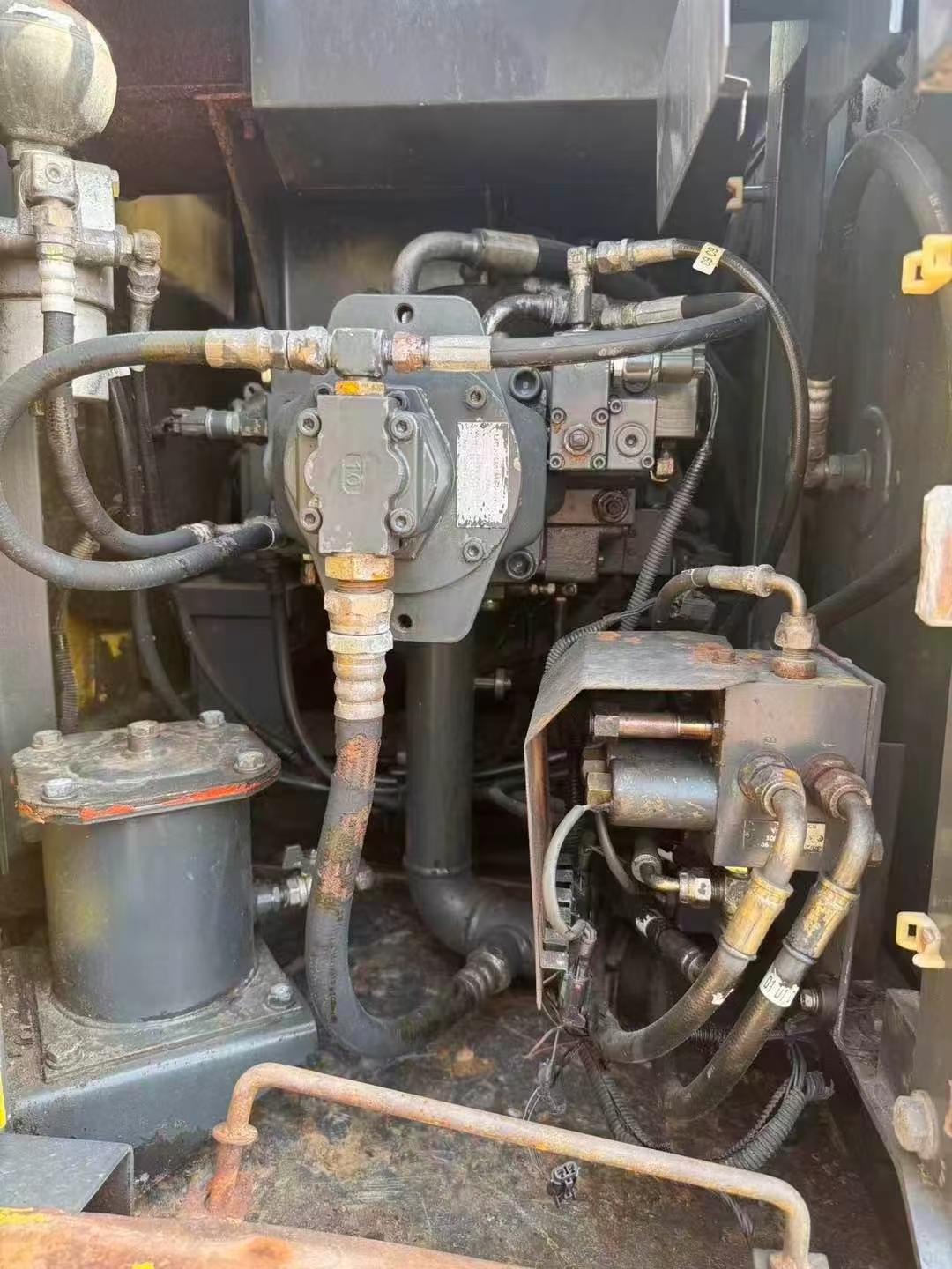 Buy Sumitomo SH120 Used Excavator / 7 Buy Sumitomo SH120 Used Excavator / 7
