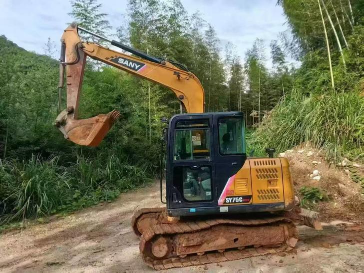 Buy Sany SY75 Used Excavator / 1