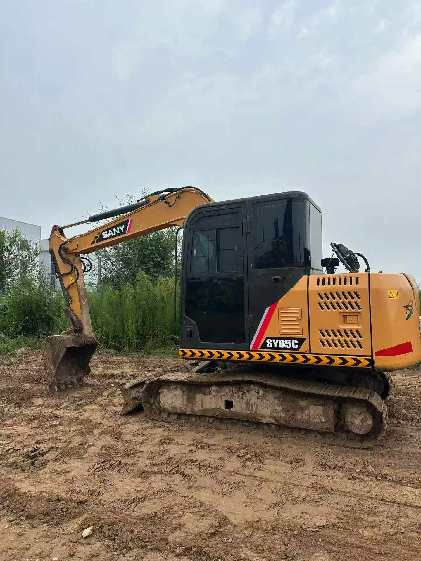 Buy Sany SY65C Used Excavator / 2