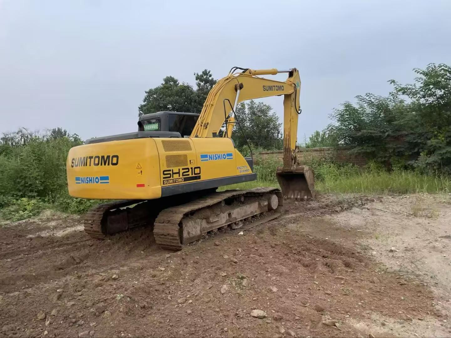 Buy Sumitomo SH210-5 Used Excavator / 4 Buy Sumitomo SH210-5 Used Excavator / 4