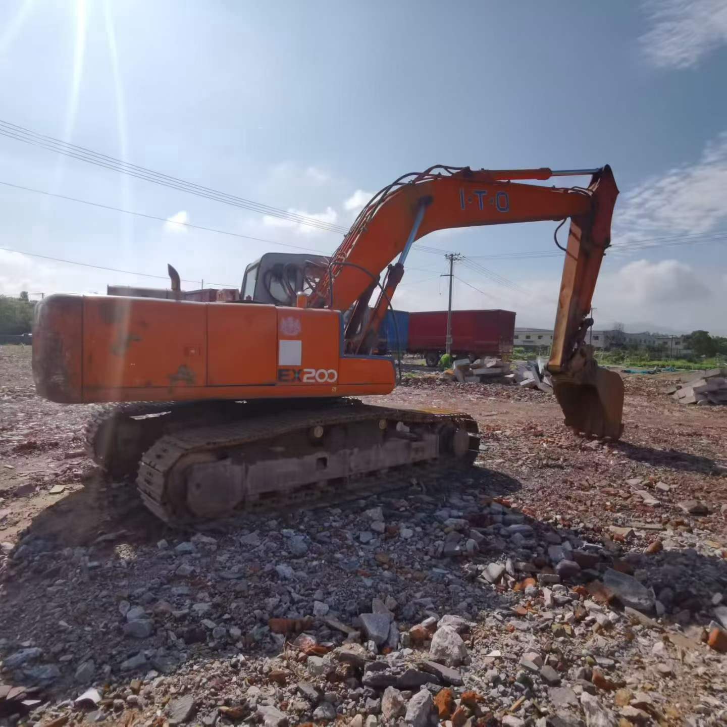 Buy Hitachi EX200-5 Used Excavator / 2 Buy Hitachi EX200-5 Used Excavator / 2