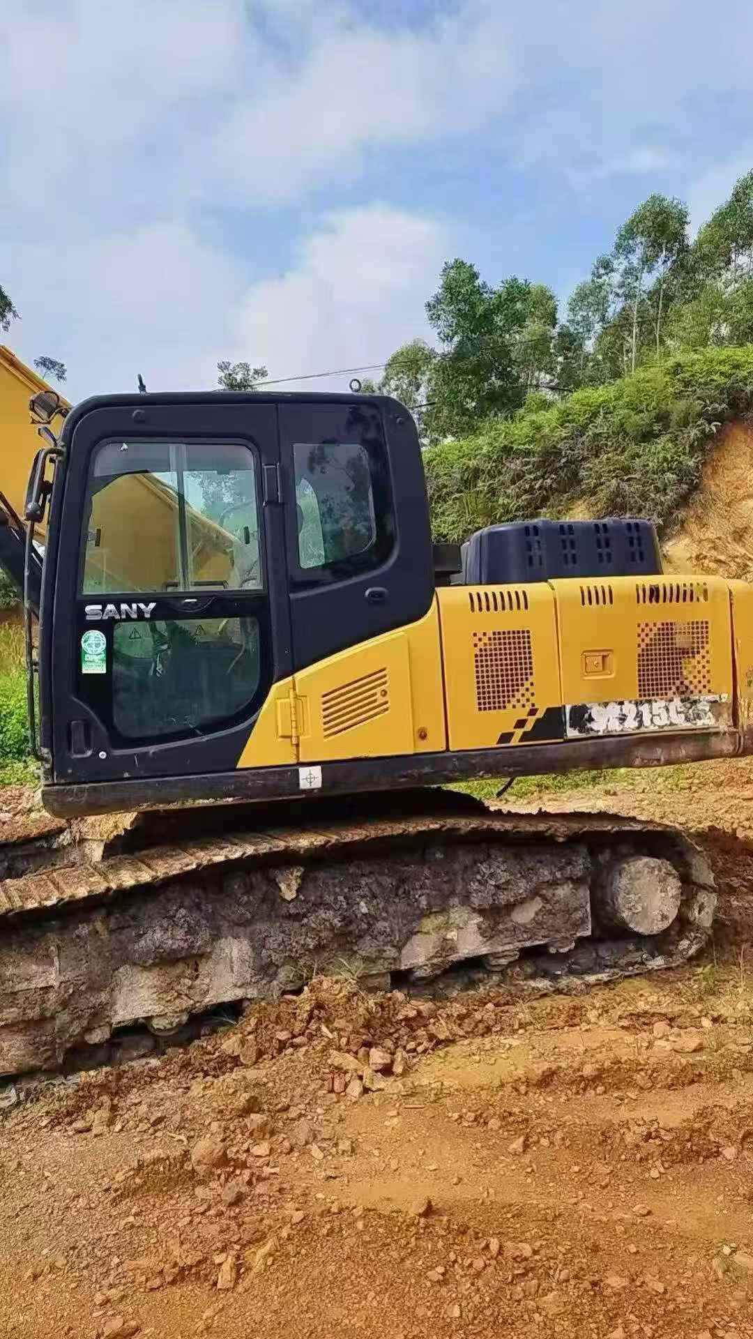Buy Sany SY205C-8 Used Excavator / 1