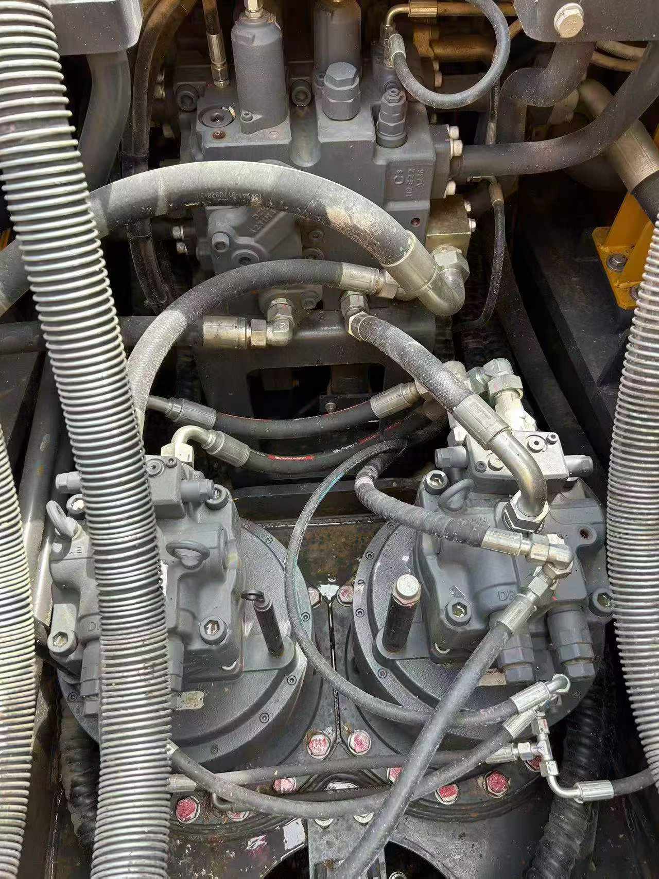 Buy XCMG LW700HV-GIV Used Excavator / 7