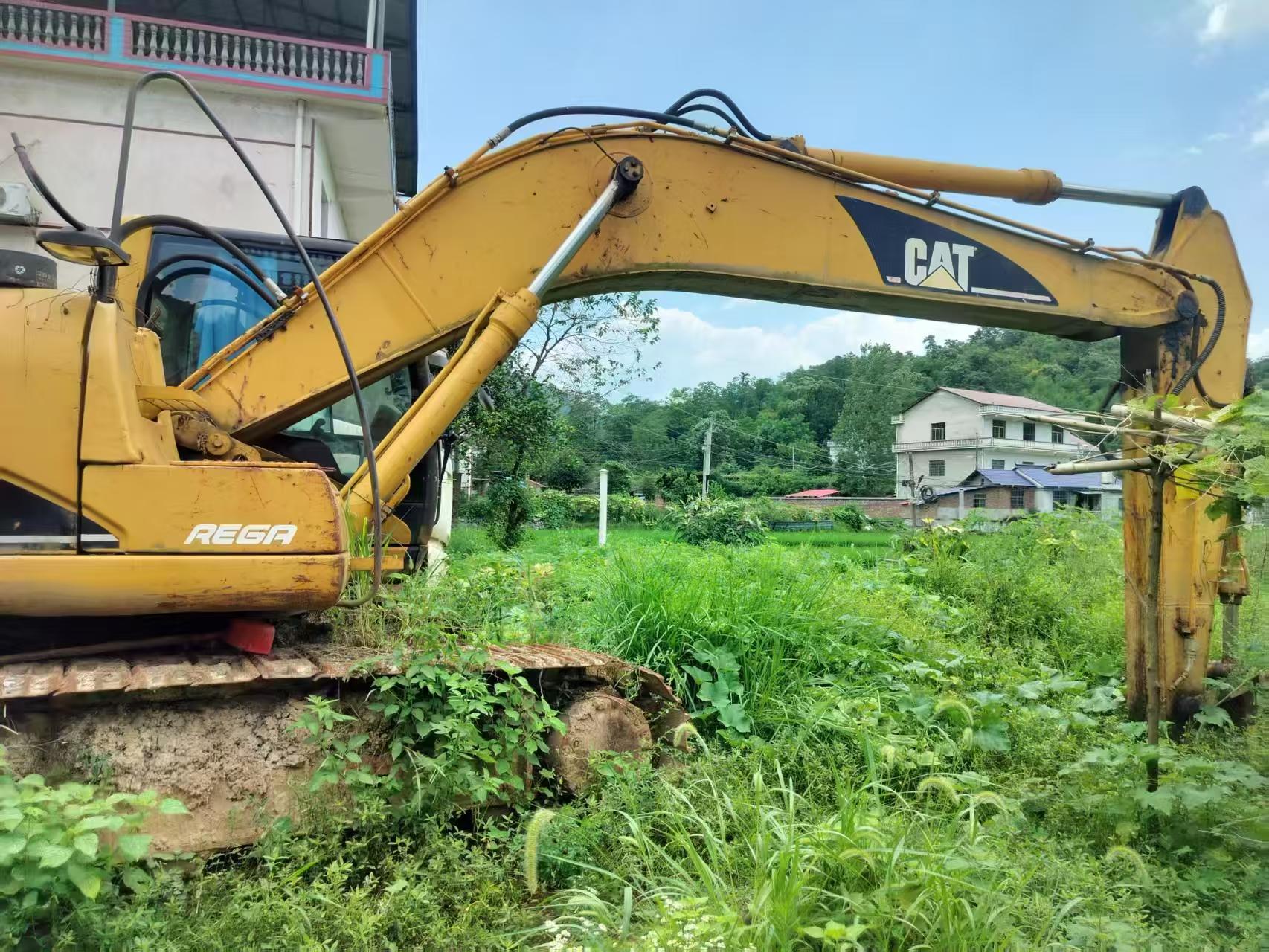 Buy Caterpillar 320C Used Excavator / 4 Buy Caterpillar 320C Used Excavator / 4