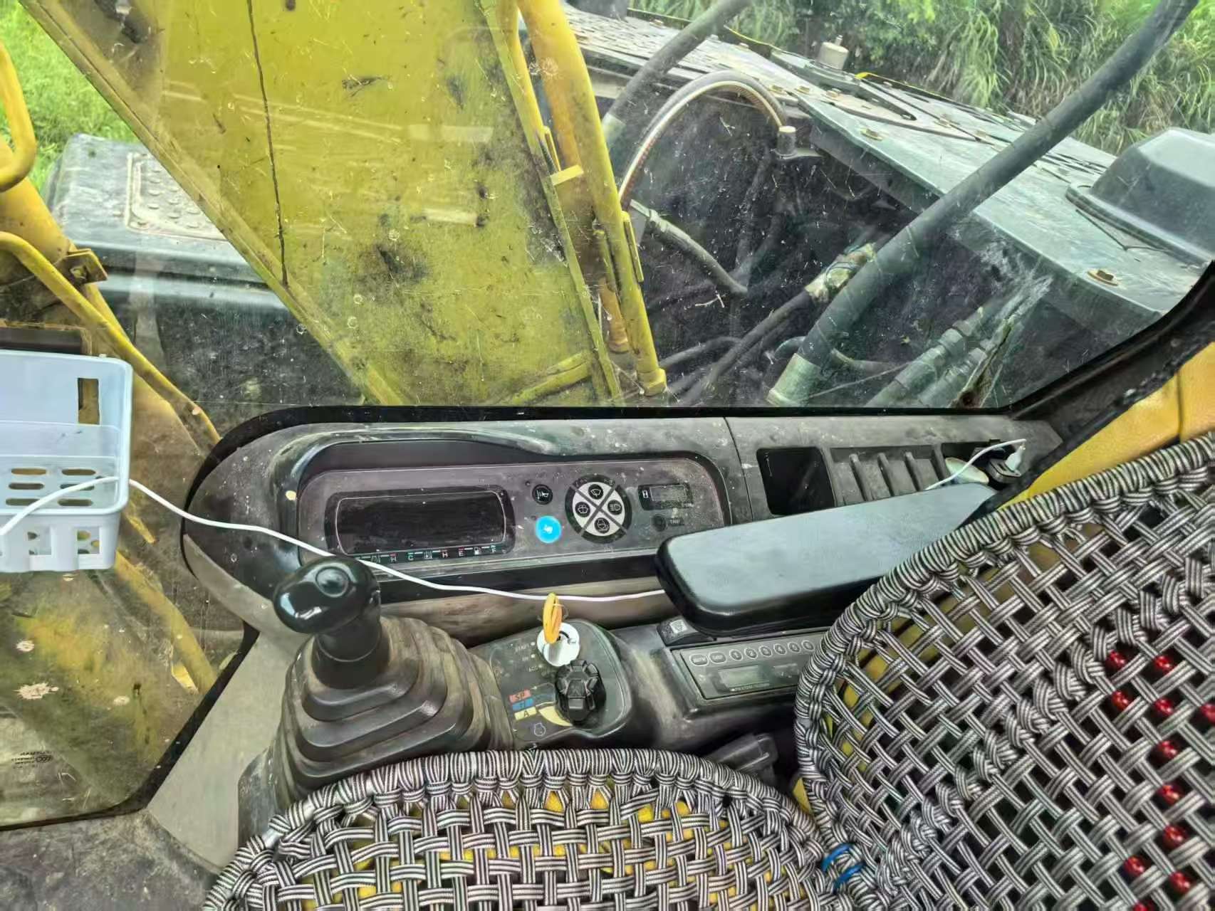 Buy Sumitomo SH120-5 Used Excavator / 2 Buy Sumitomo SH120-5 Used Excavator / 2