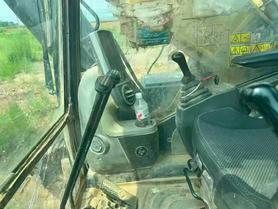 Buy Caterpillar Used Excavator / 3 Buy Caterpillar Used Excavator / 3
