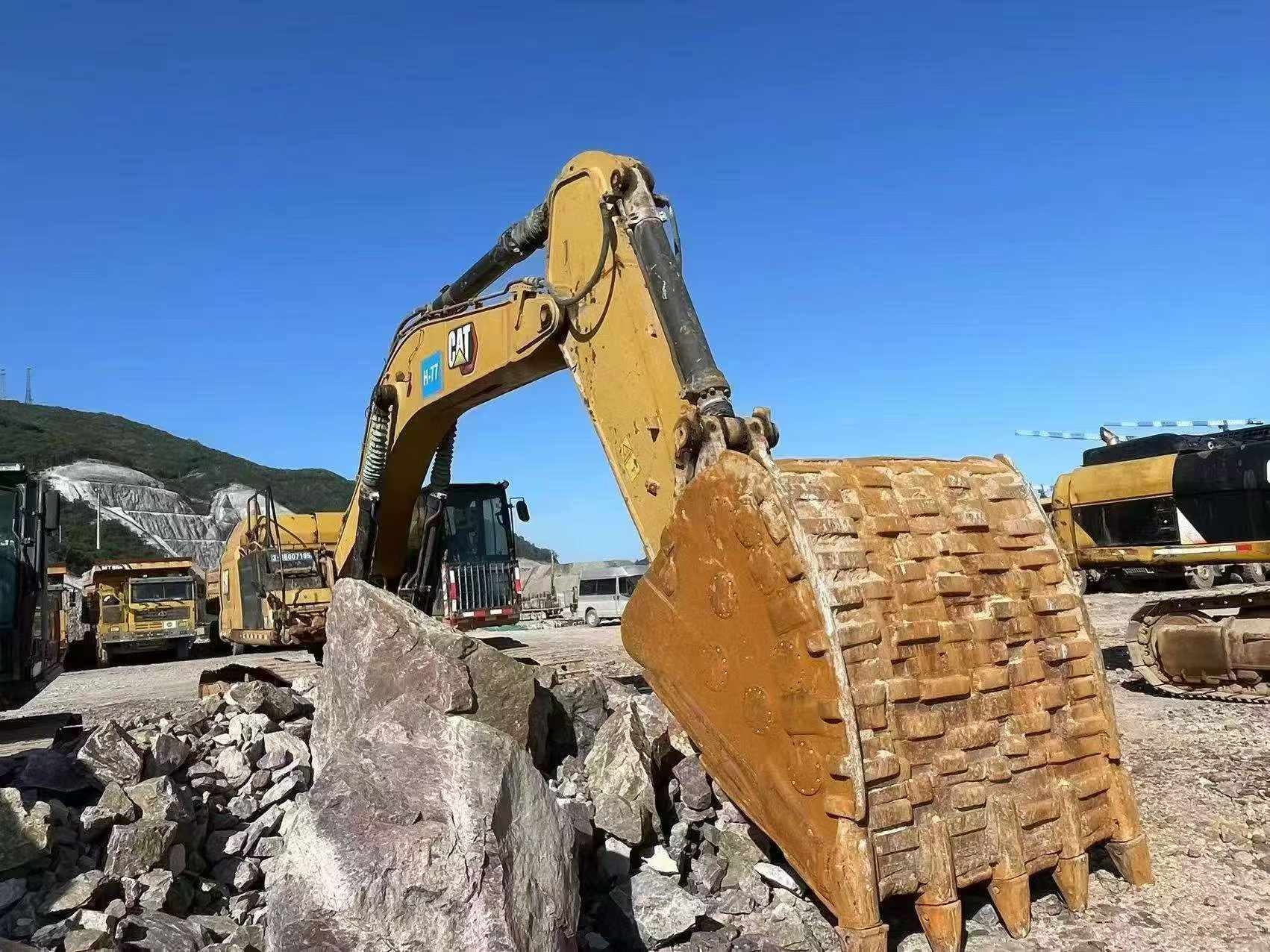 Buy Caterpillar 349E Used Excavator / 4 Buy Caterpillar 349E Used Excavator / 4