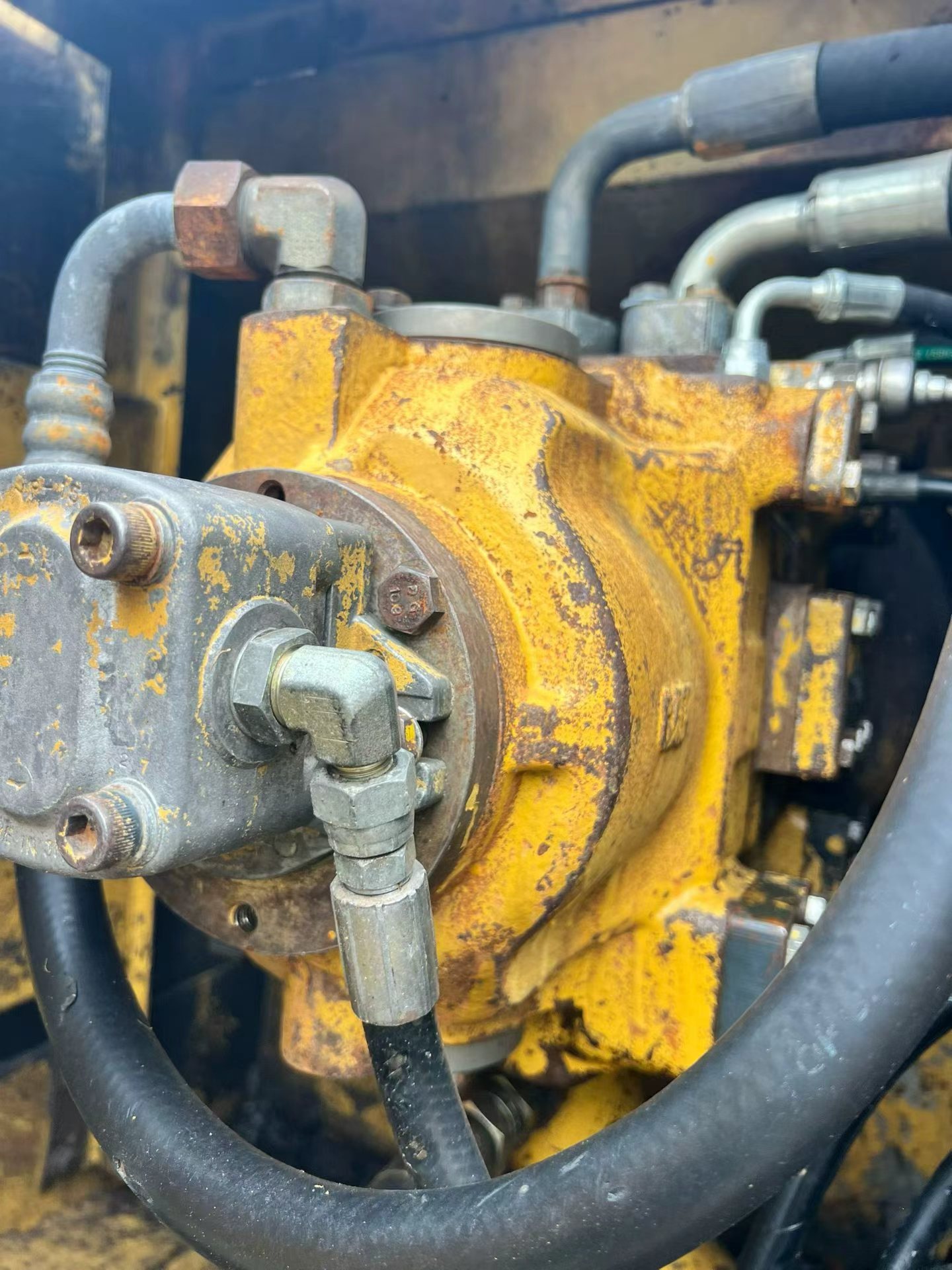 Buy Caterpillar 320B Used Excavator / 7 Buy Caterpillar 320B Used Excavator / 7