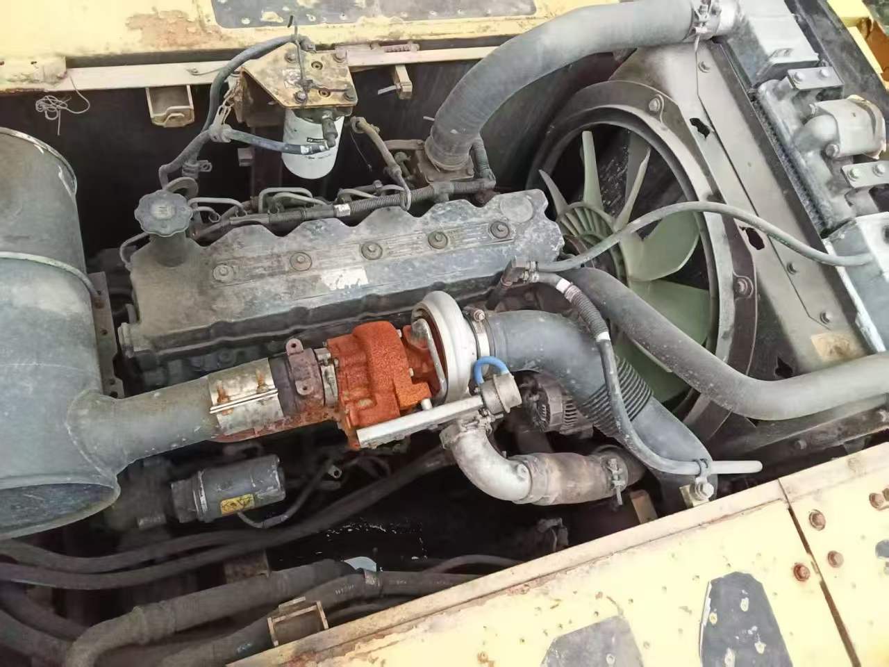 Buy Komatsu PC200-8 Used Excavator / 3