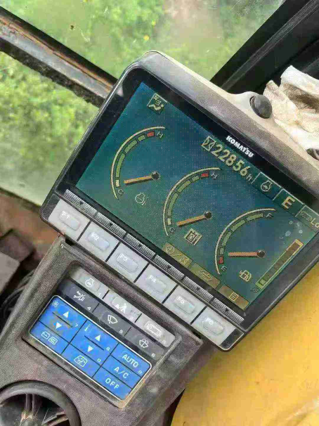 Buy Komatsu PC200-8 Used Excavator / 4 Buy Komatsu PC200-8 Used Excavator / 4