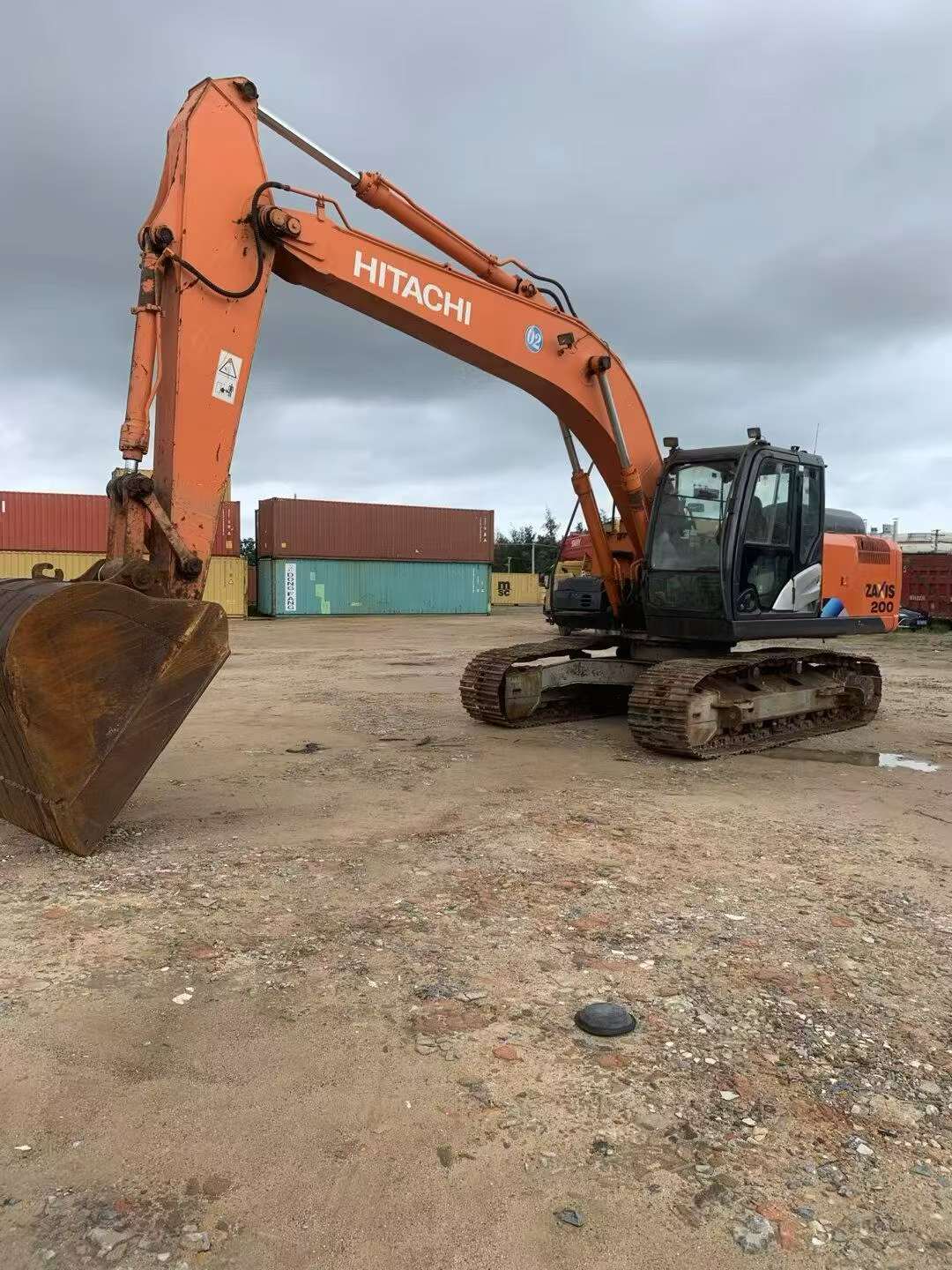 Buy Hitachi EX200-5 Used Excavator / 9 Buy Hitachi EX200-5 Used Excavator / 9