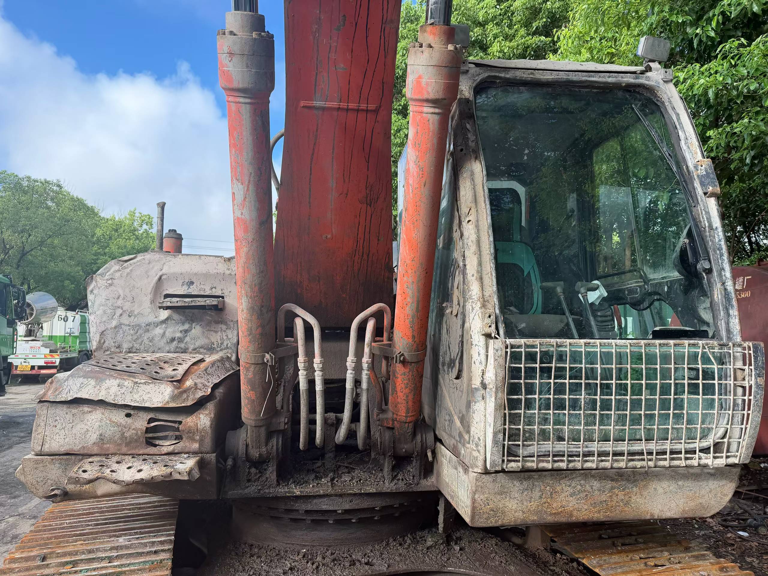 Buy Hitachi EX210 Used Excavator / 7 Buy Hitachi EX210 Used Excavator / 7
