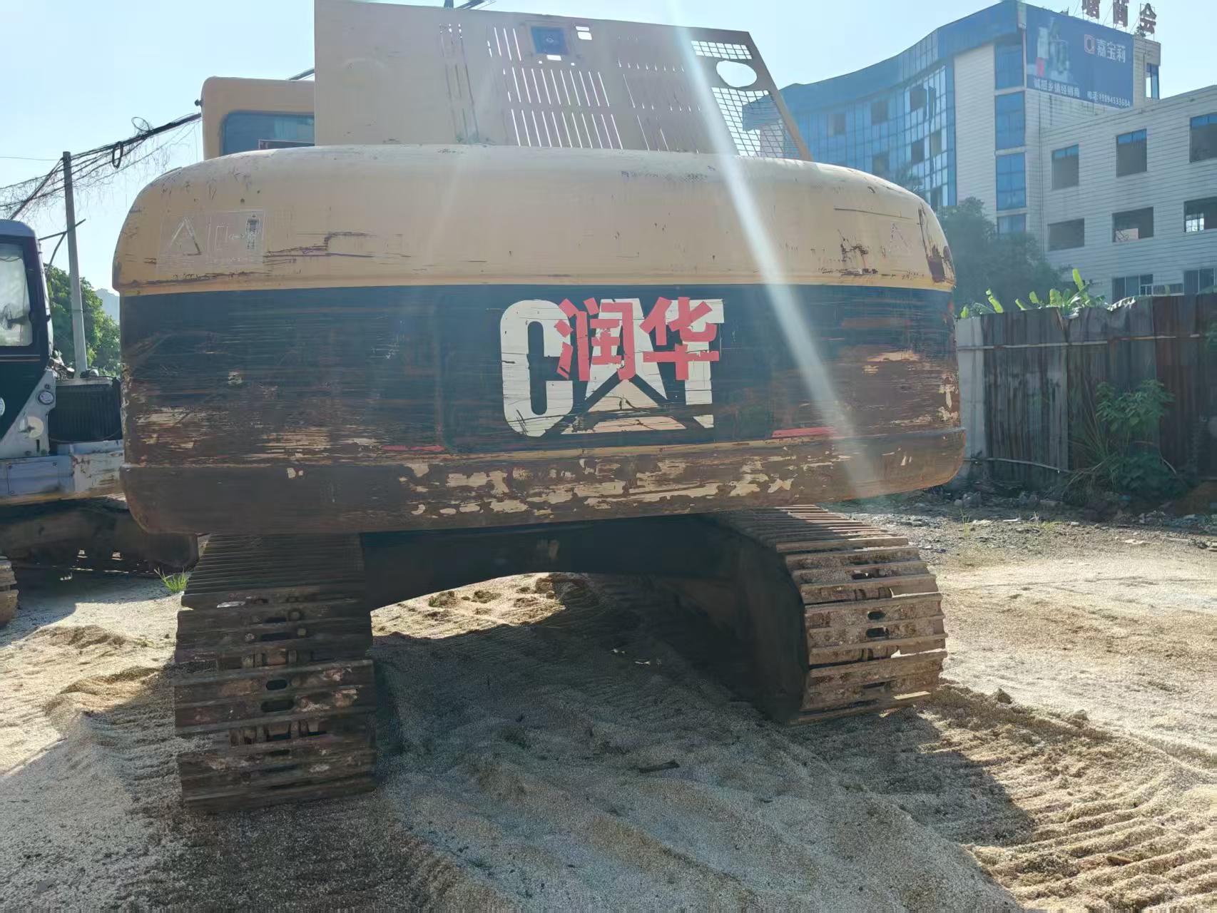Buy Caterpillar 320C Used Excavator / 6
