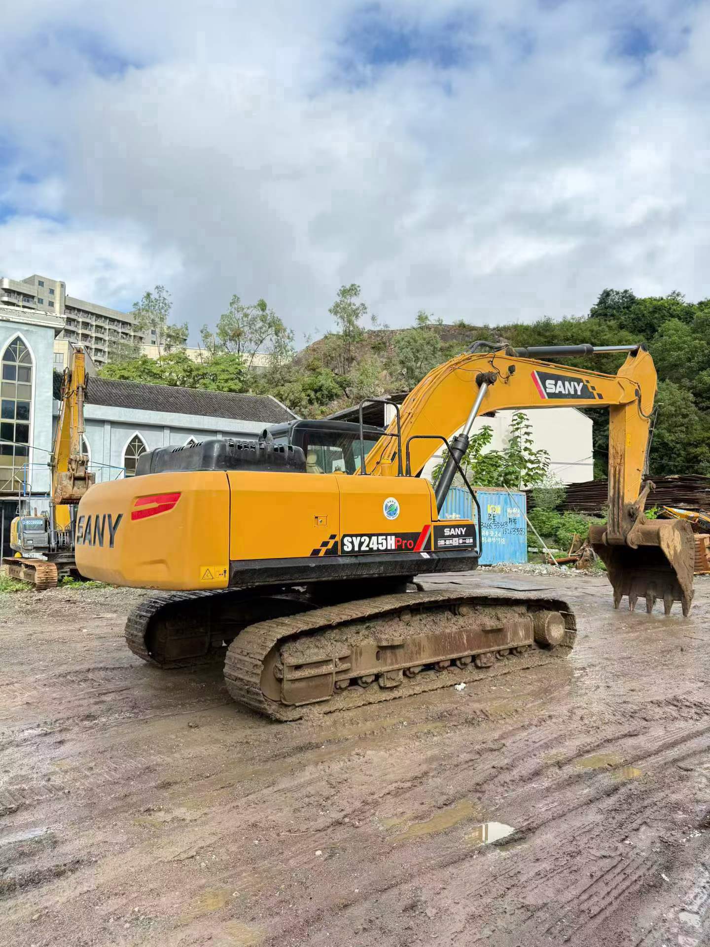 Buy Sany SY245H Used Excavator / 8 Buy Sany SY245H Used Excavator / 8
