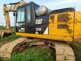 Buy Caterpillar 323 Used Excavator / 9 Buy Caterpillar 323 Used Excavator / 9